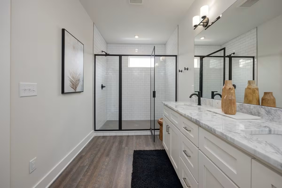 5631 Lenox Ave Unit: 14 Units