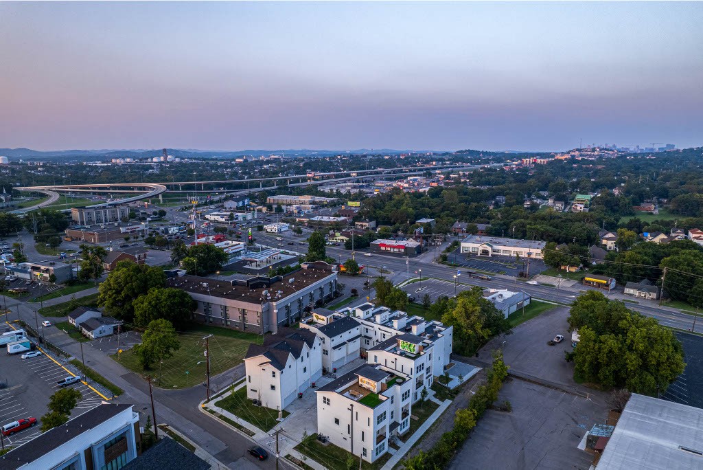 5631 Lenox Ave Unit: 14 Units