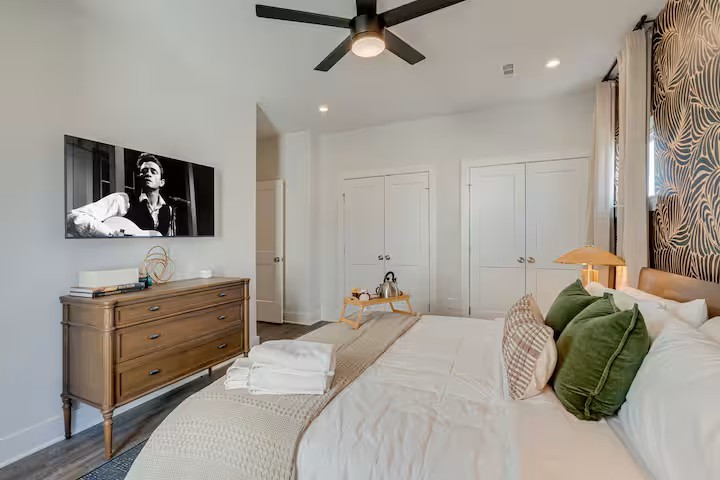 5631 Lenox Ave Unit: 14 Units