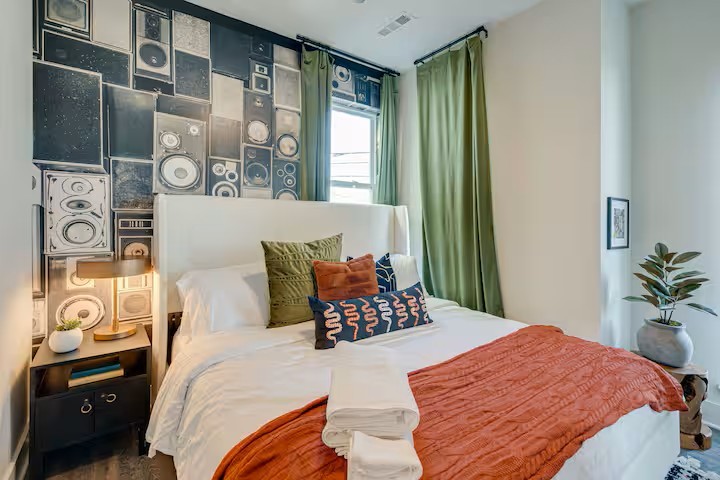 5631 Lenox Ave Unit: 14 Units