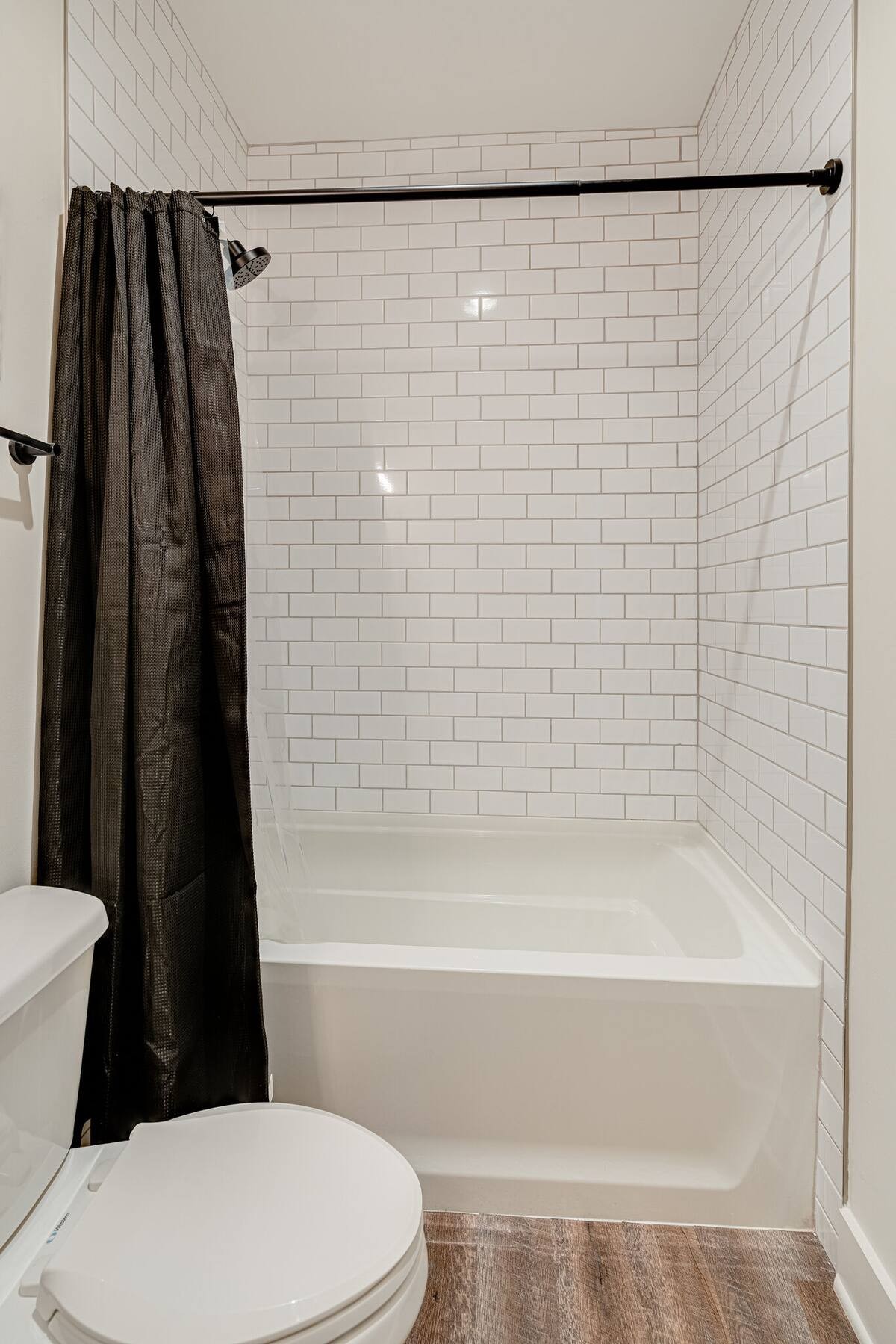 5631 Lenox Ave Unit: Building Group 1