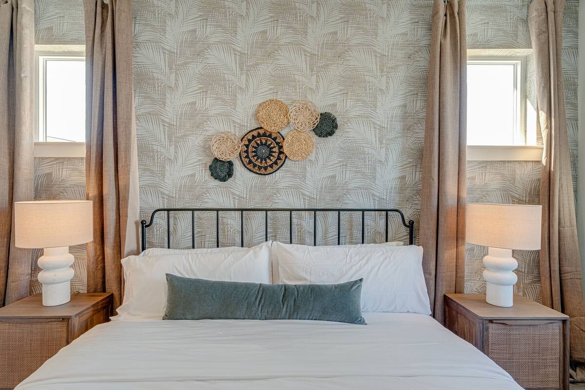 5631 Lenox Ave Unit: Building Group 1