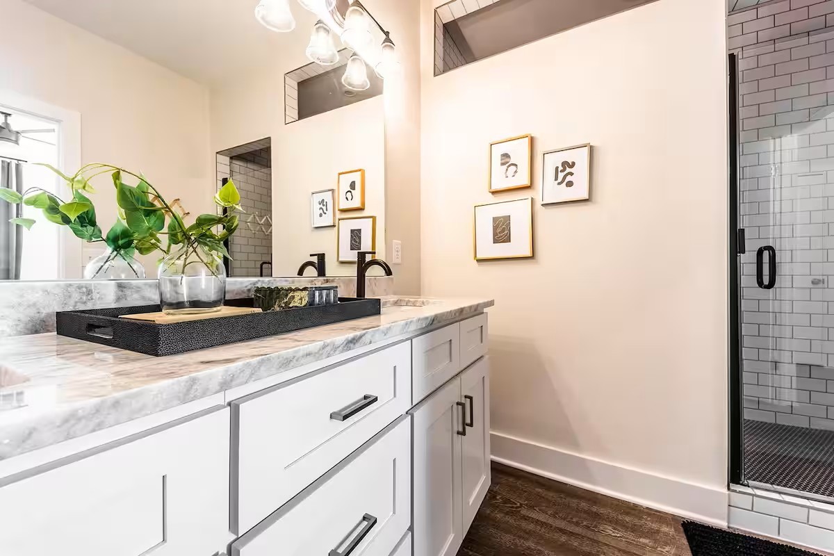 230 Oceola Ave Unit: Building Group 4