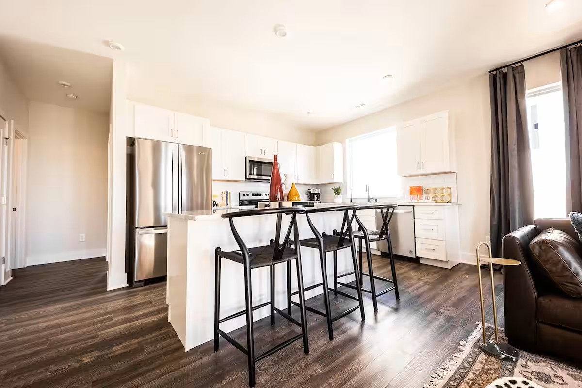 230 Oceola Ave Unit: Building Group 4