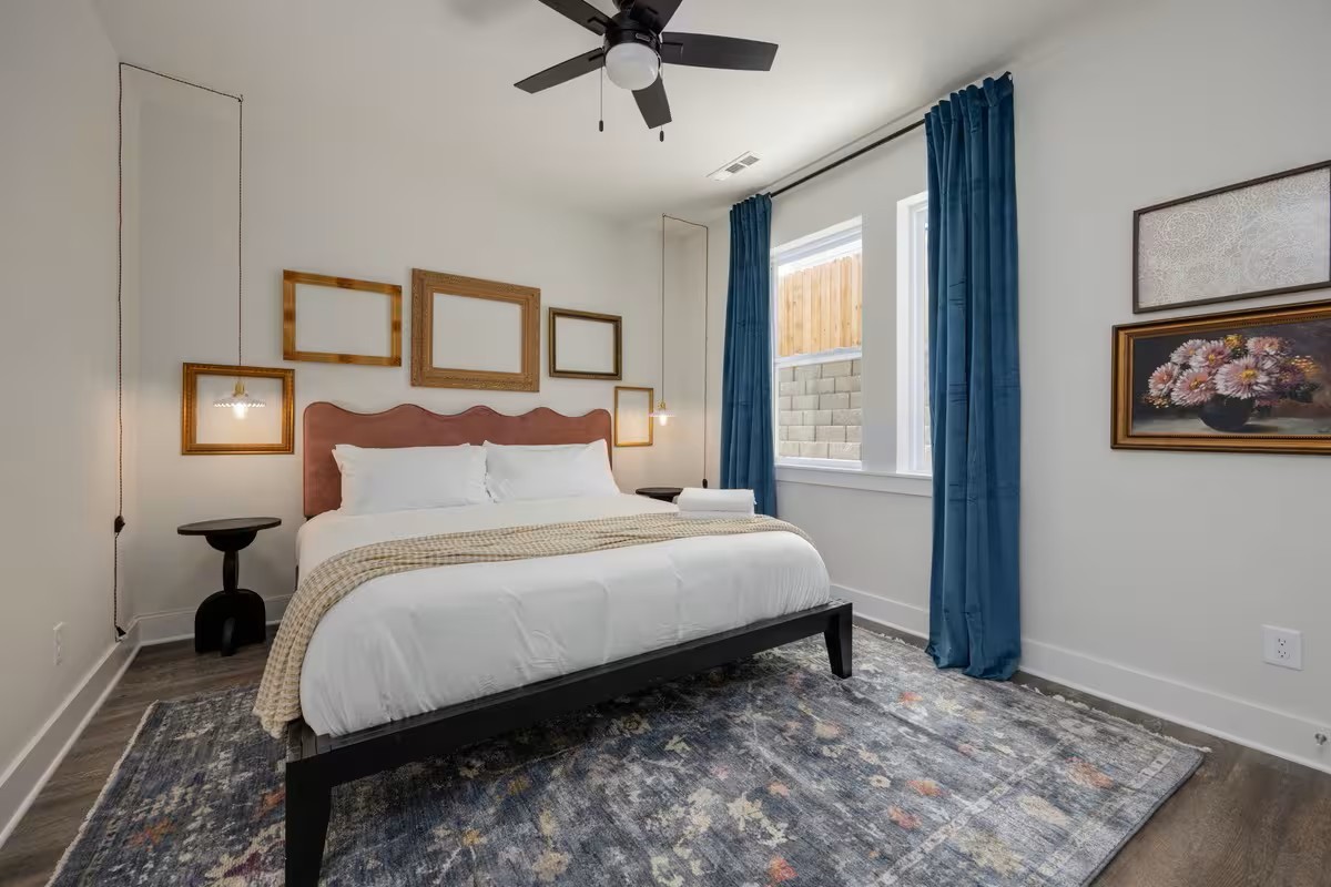 5621 Lenox Ave Unit: Building Group 5