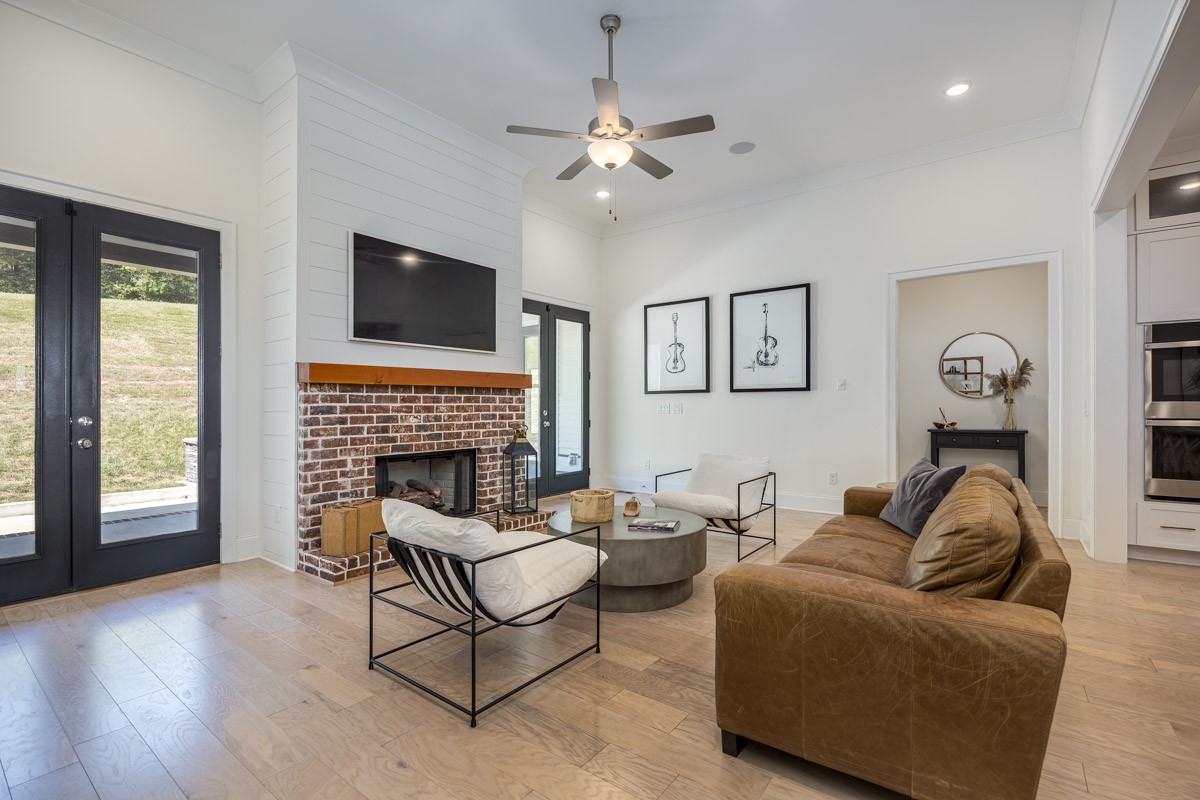 7214 Neills Branch Dr