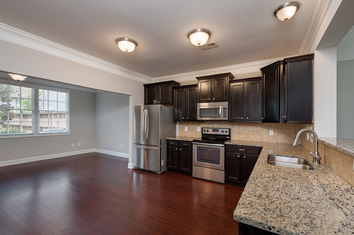 1027 Rural Plains Cir