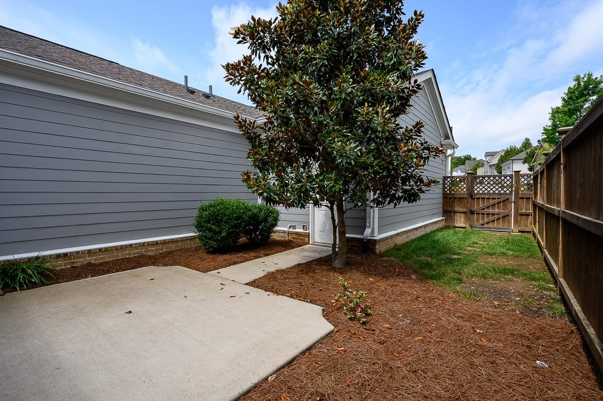 1027 Rural Plains Cir