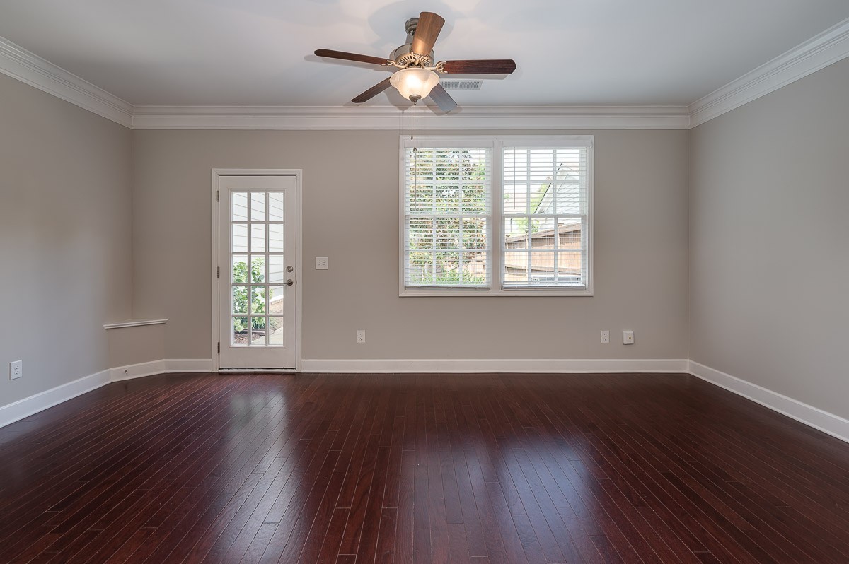 1027 Rural Plains Cir