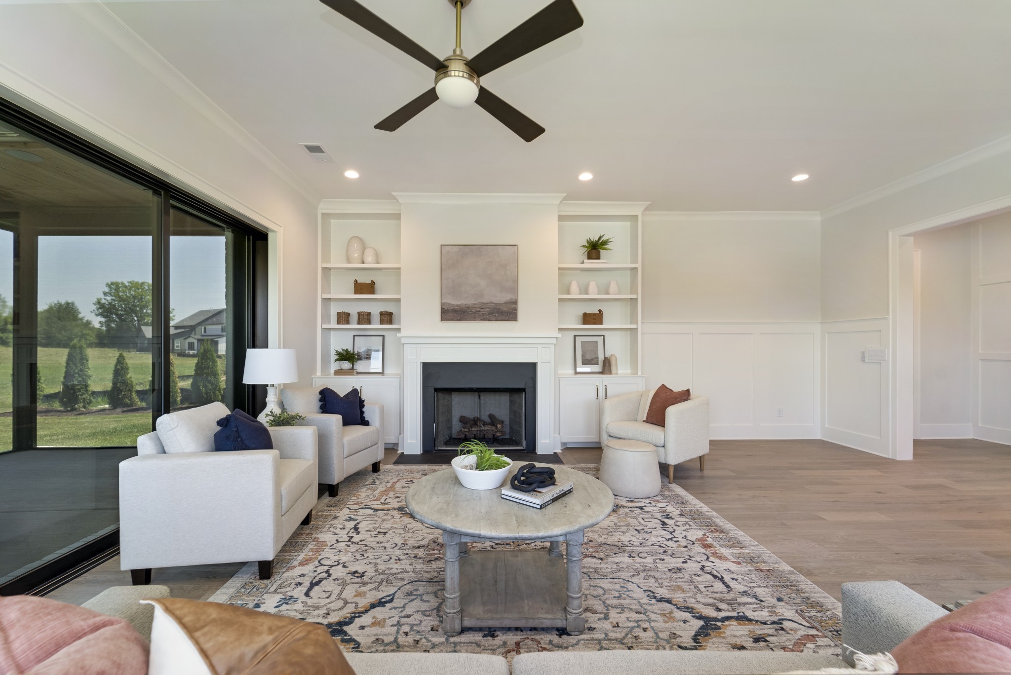 2000 Landry Pl