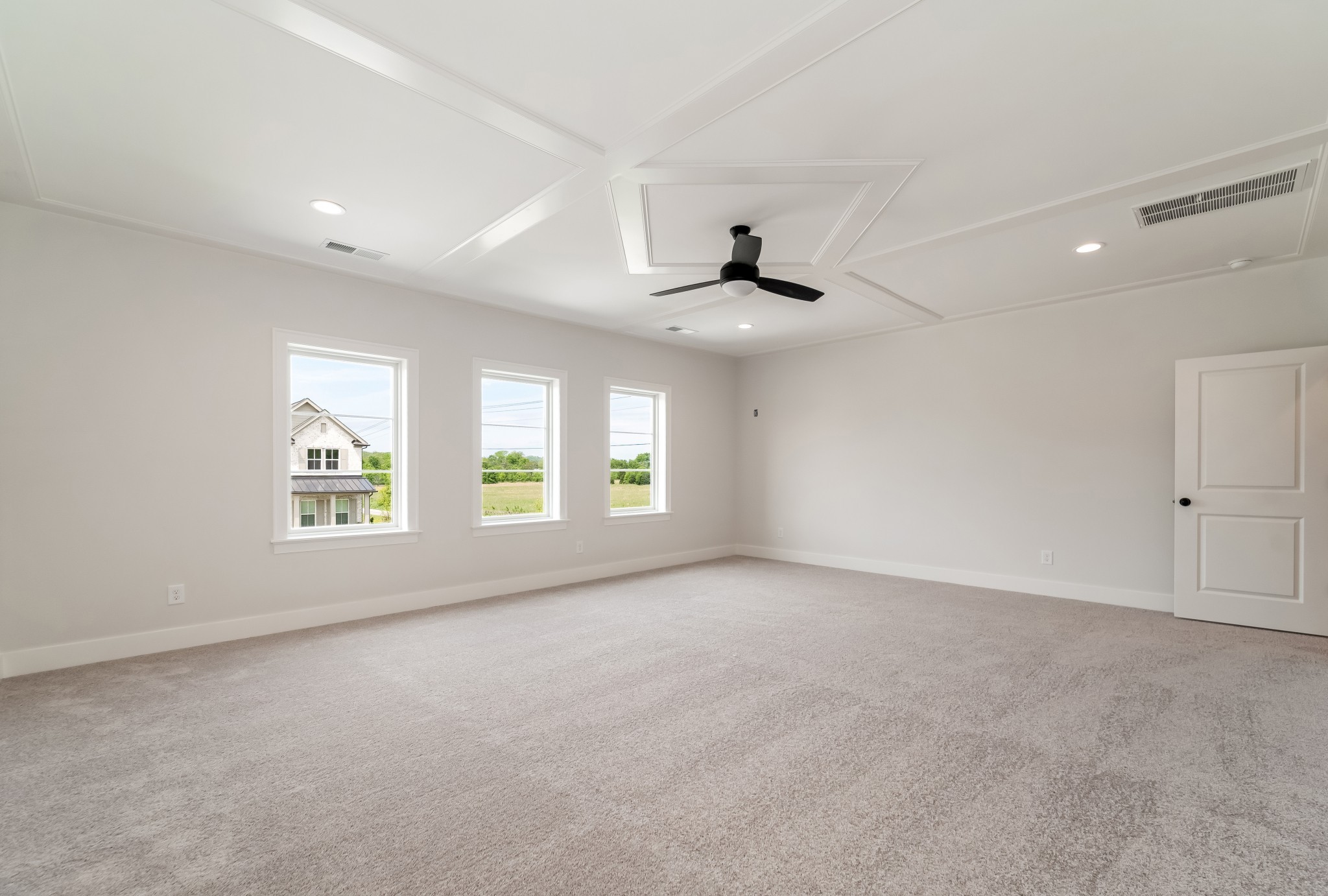 2000 Landry Pl