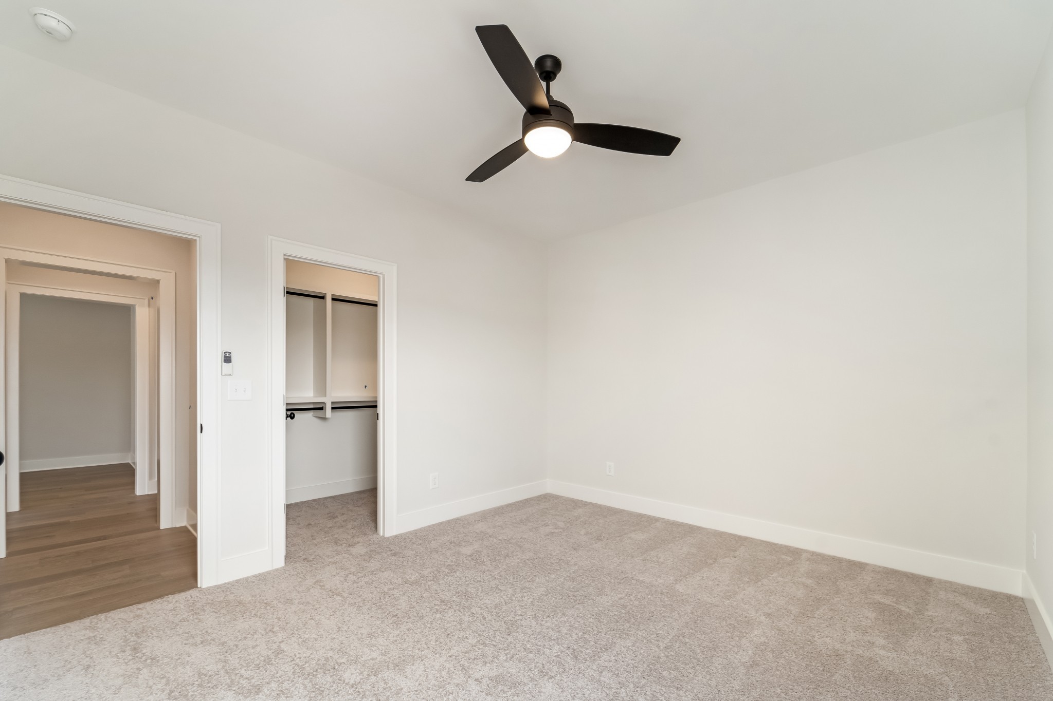 2000 Landry Pl