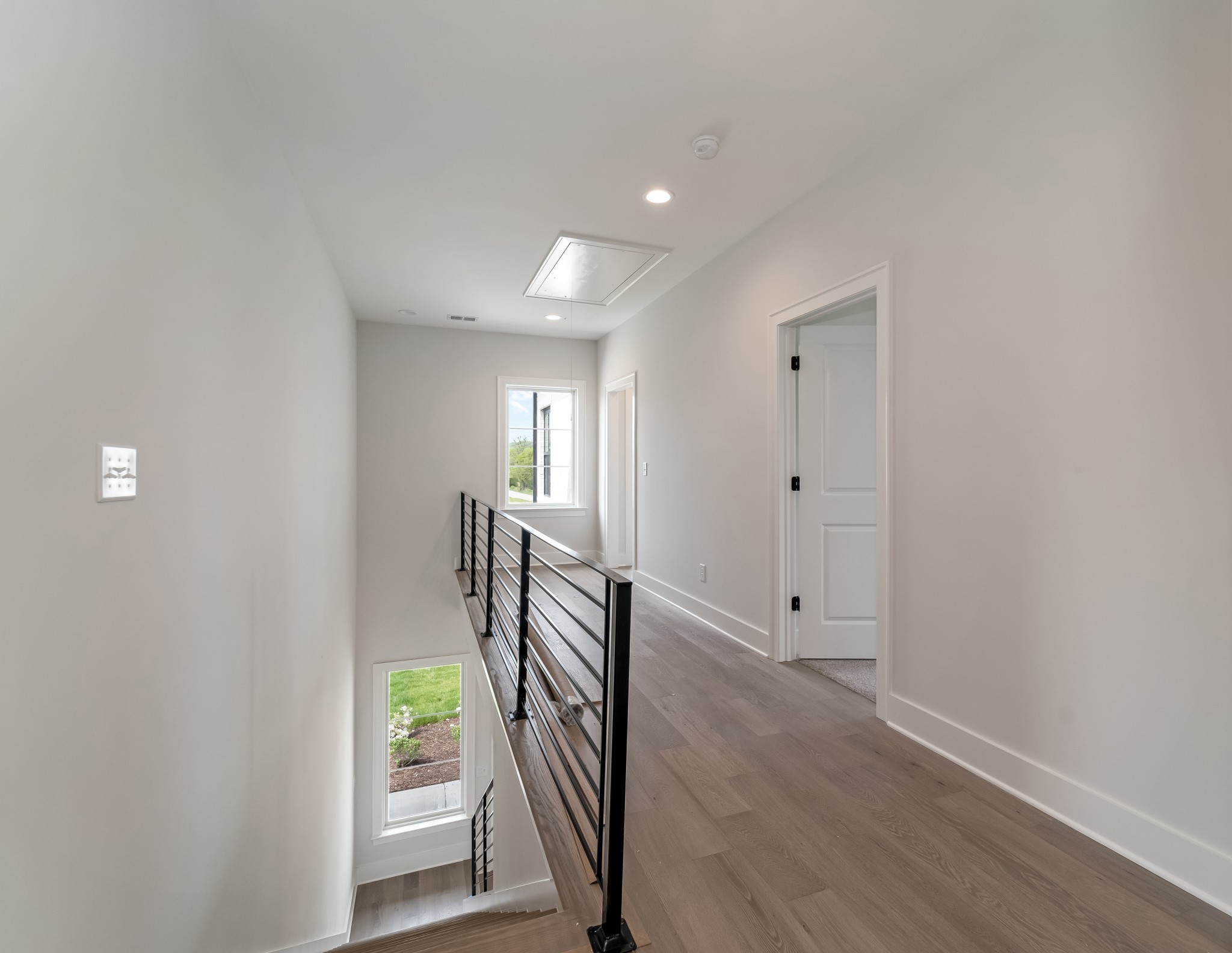 2000 Landry Pl