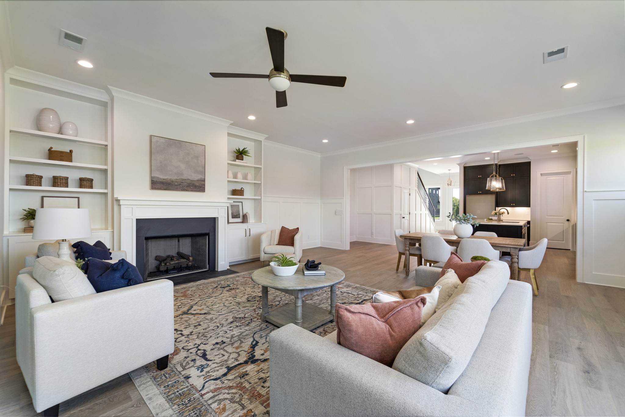 2000 Landry Pl