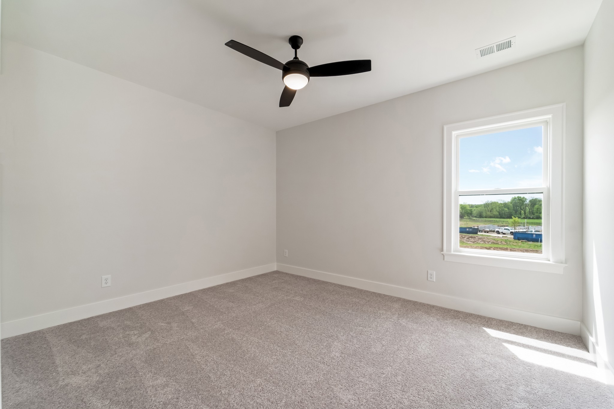 2000 Landry Pl