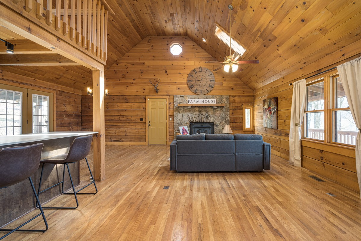 1762 Burke Hollow Rd