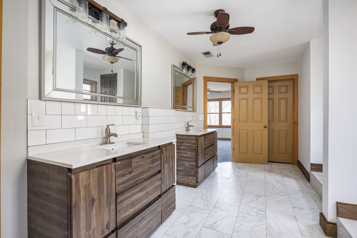 1762 Burke Hollow Rd