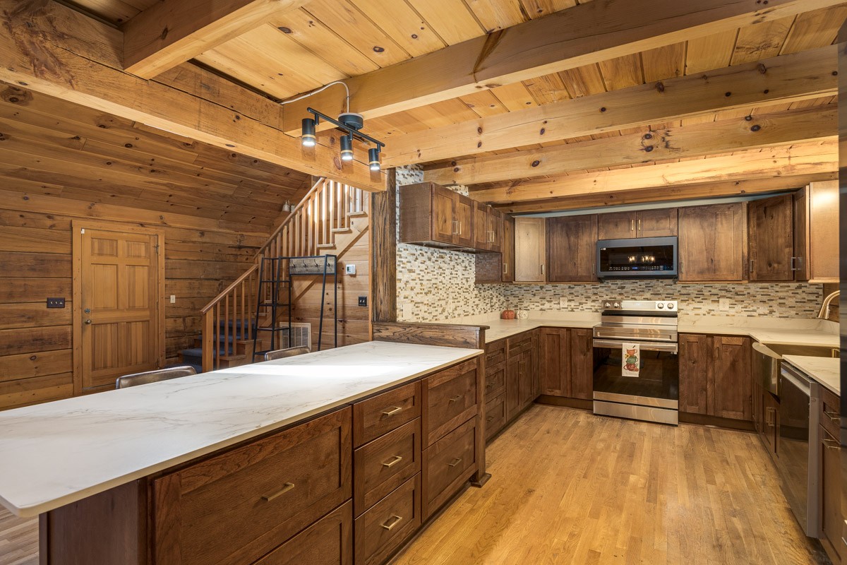 1762 Burke Hollow Rd