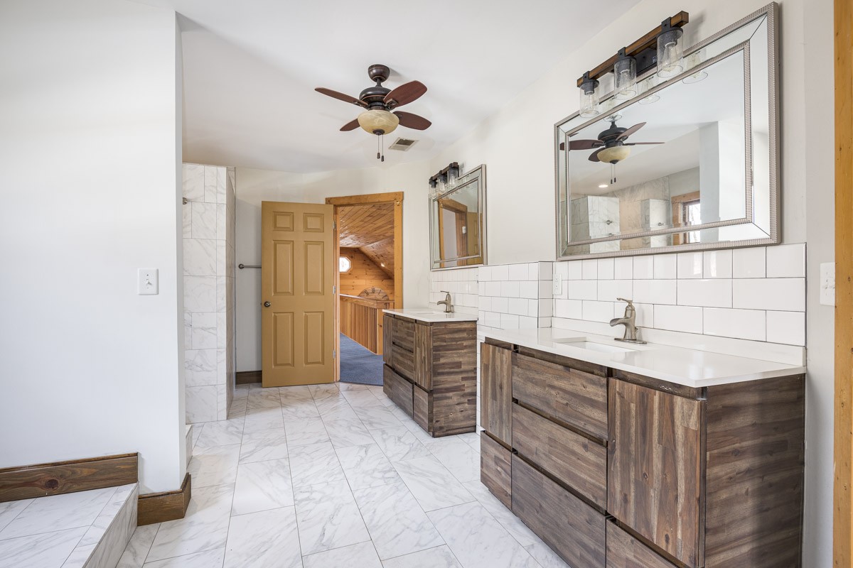 1762 Burke Hollow Rd