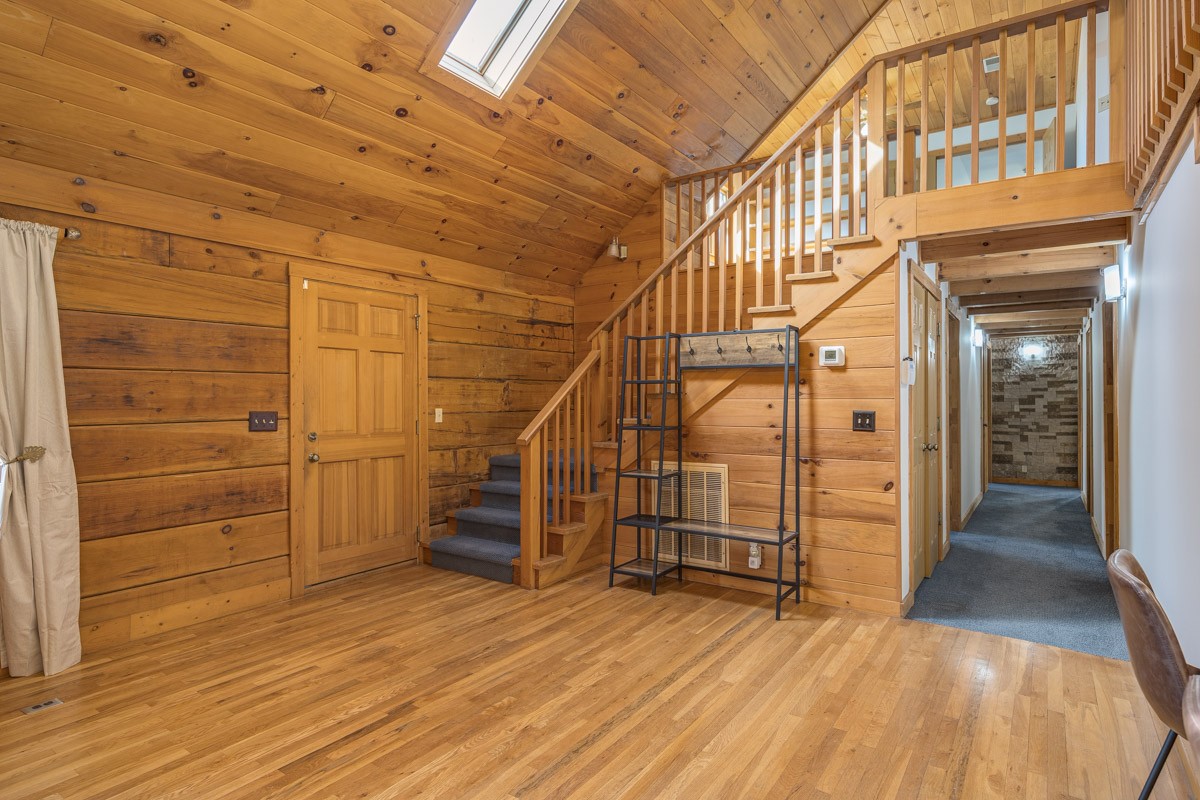 1762 Burke Hollow Rd