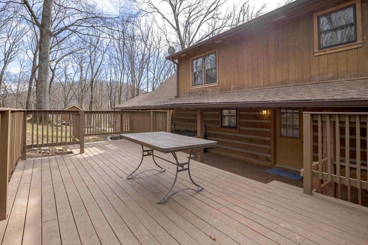 1762 Burke Hollow Rd