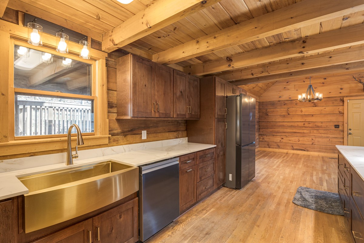 1762 Burke Hollow Rd