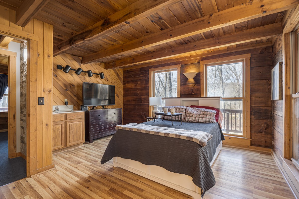 1762 Burke Hollow Rd