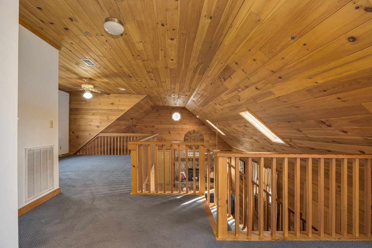 1762 Burke Hollow Rd