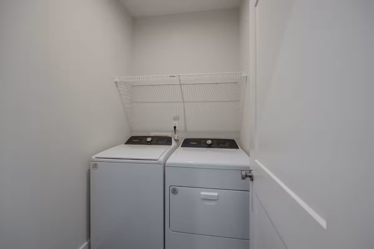 5621 Lenox Ave Unit: 1