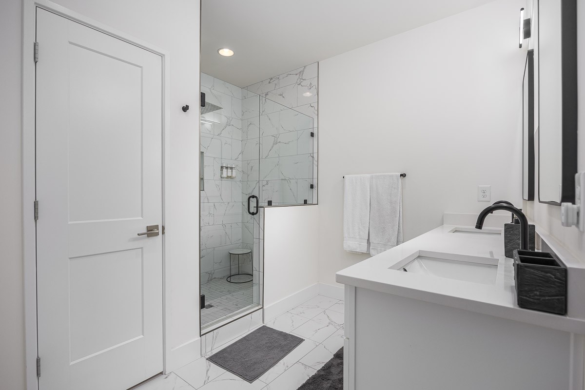 206 Ben Allen Rd Unit: 7