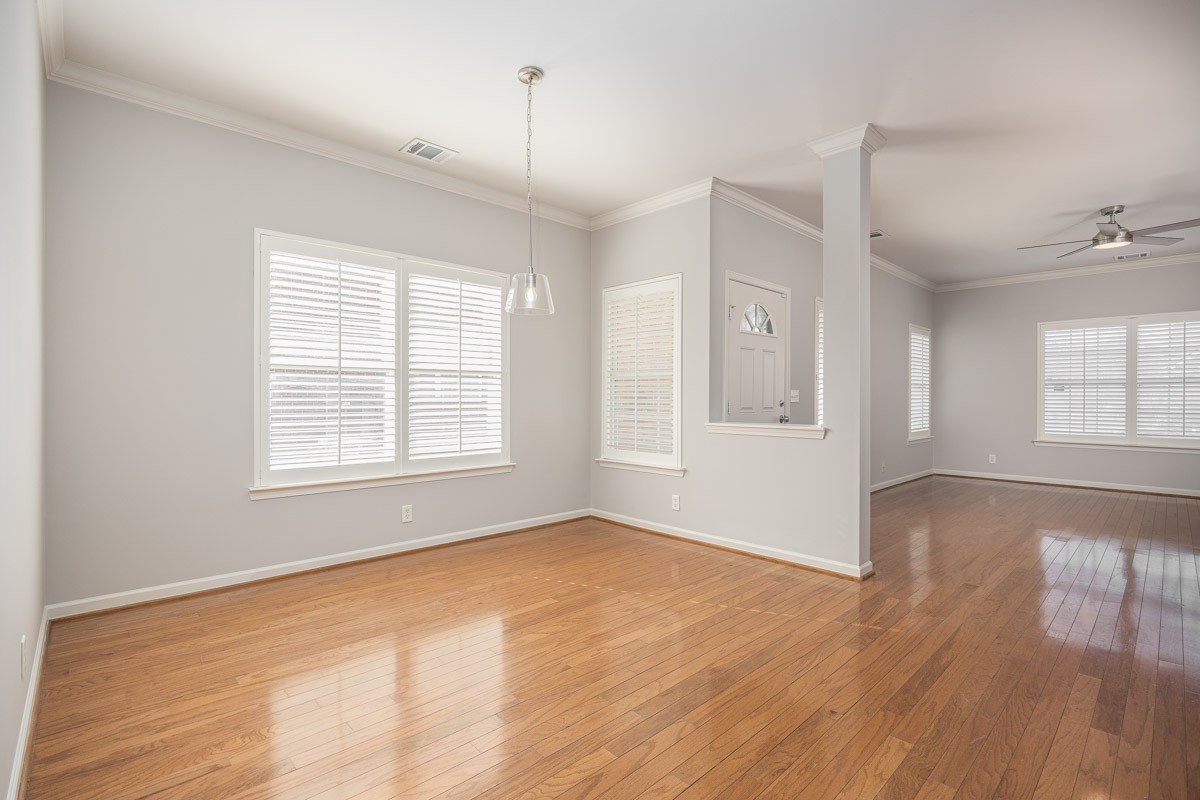 815 Barrington Place Dr