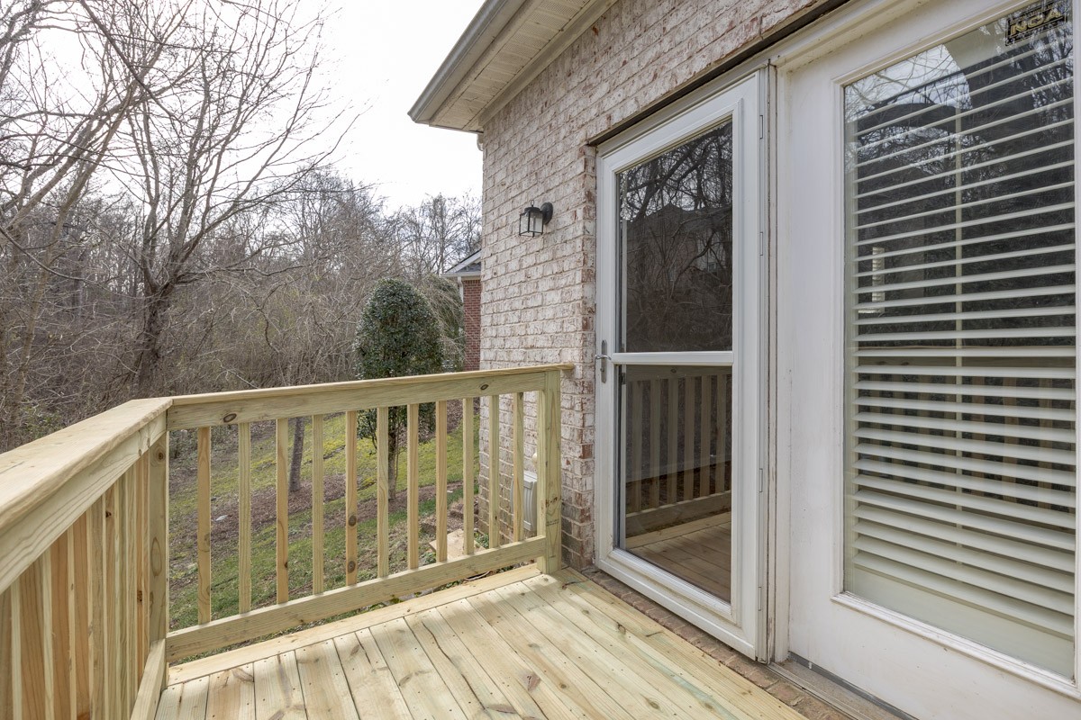 815 Barrington Place Dr