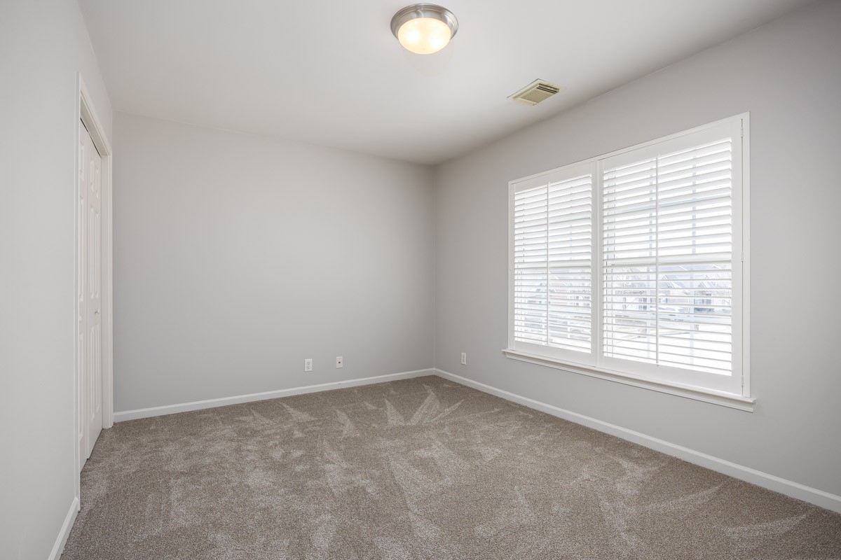 815 Barrington Place Dr