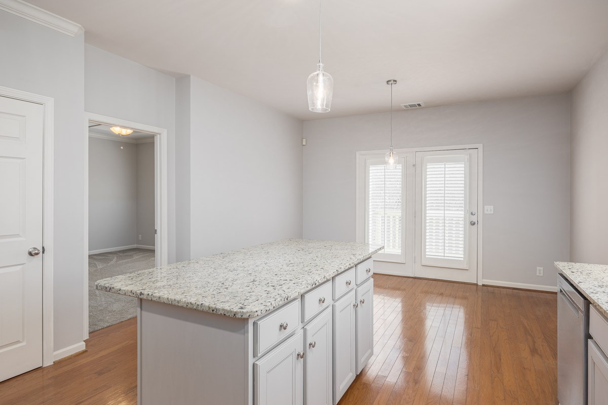 815 Barrington Place Dr