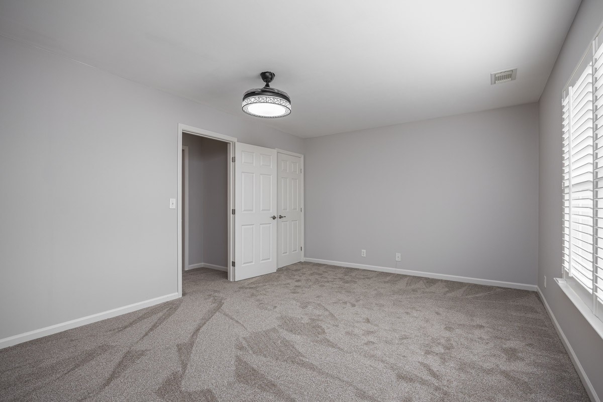 815 Barrington Place Dr