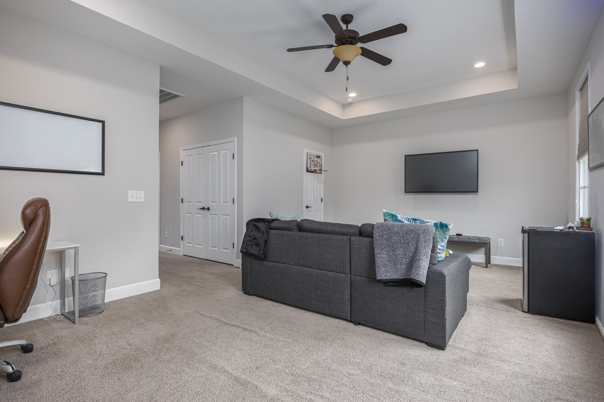 3043 Rural Plains Cir