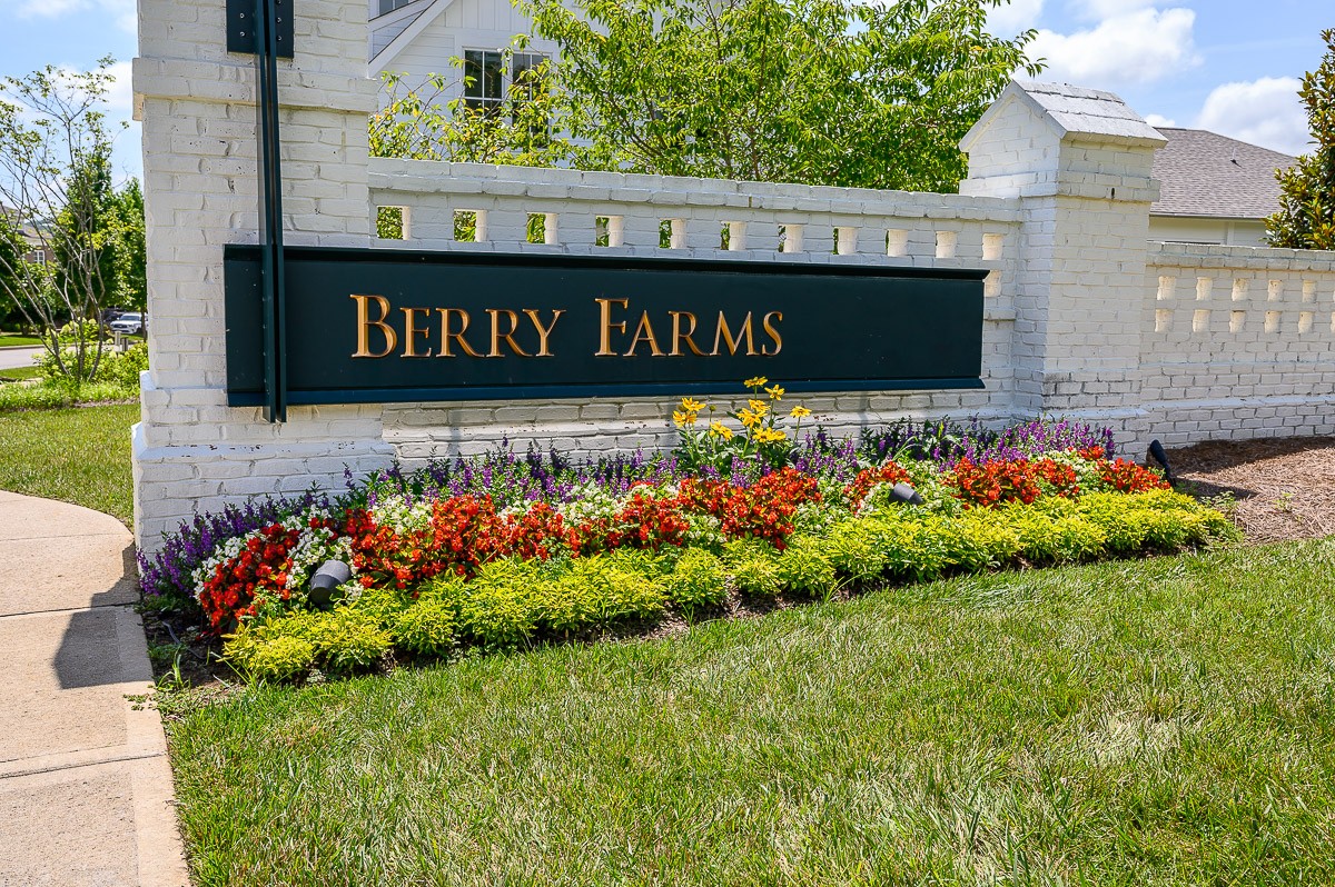 3043 Rural Plains Cir