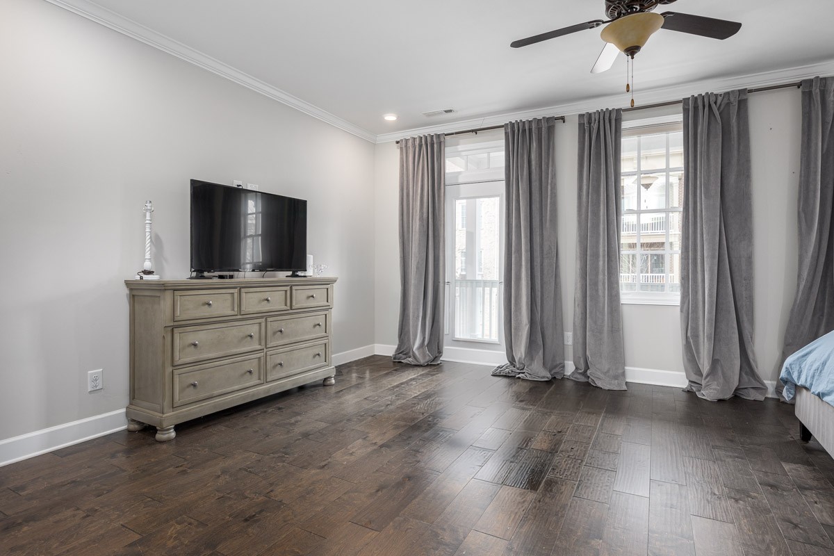 3043 Rural Plains Cir