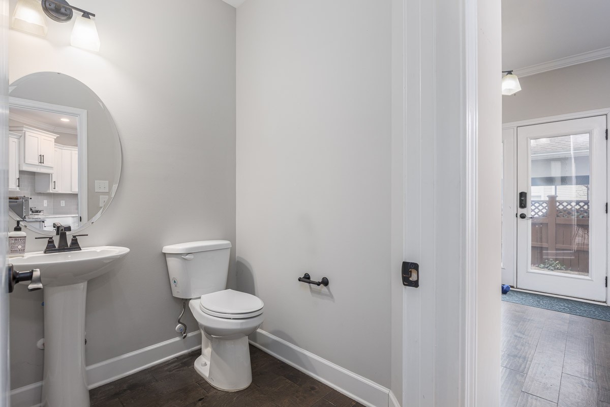 3043 Rural Plains Cir