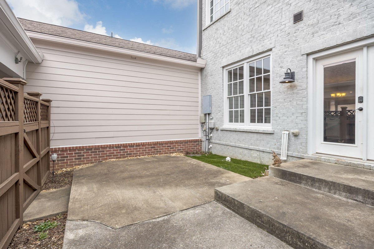 3043 Rural Plains Cir