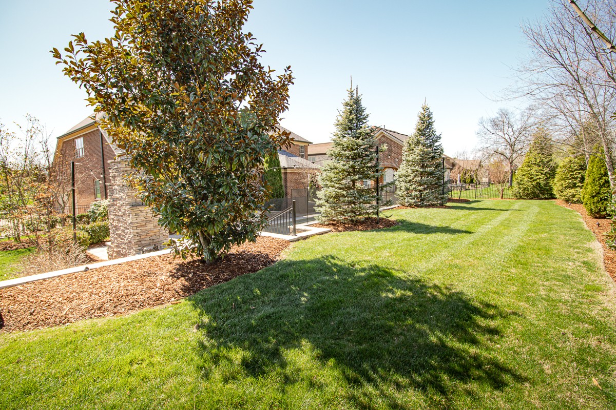 9504 Glenfiddich Trce