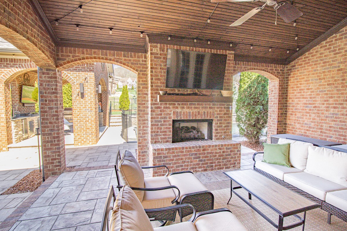 9504 Glenfiddich Trce