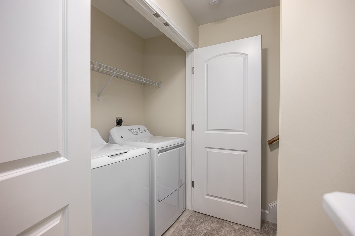 8222 Lenox Creekside Dr