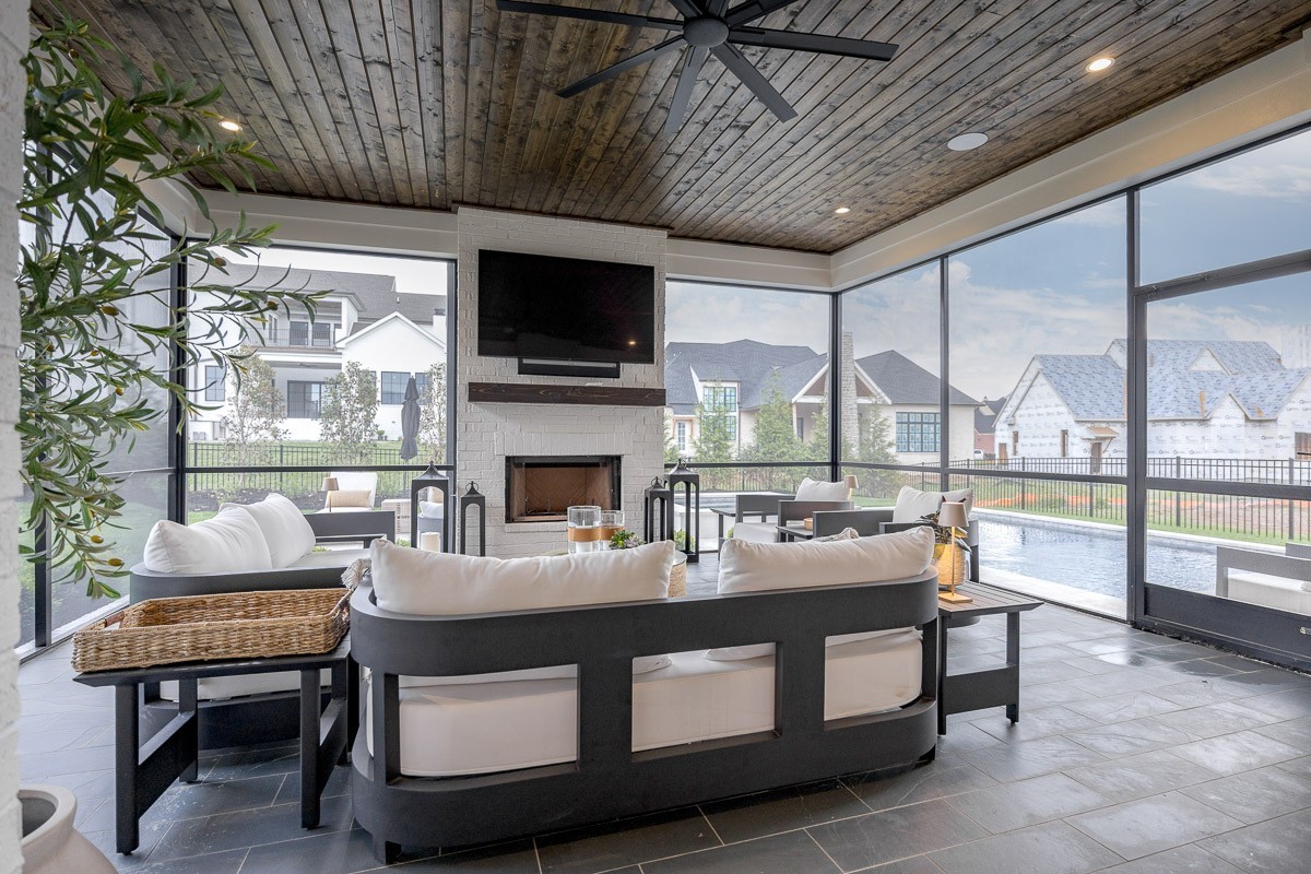 8126 Boiling Springs Place