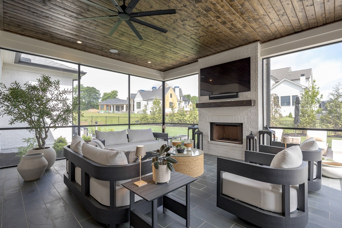 8126 Boiling Springs Place