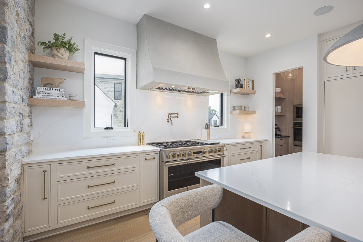 8126 Boiling Springs Place