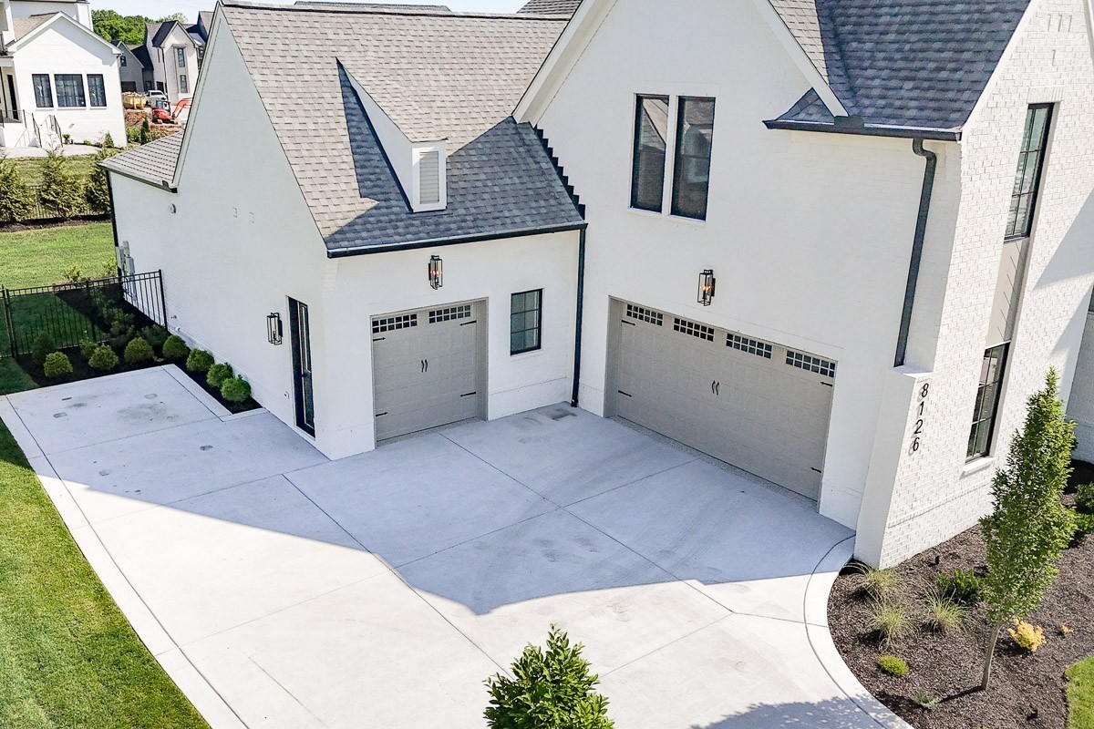 8126 Boiling Springs Place