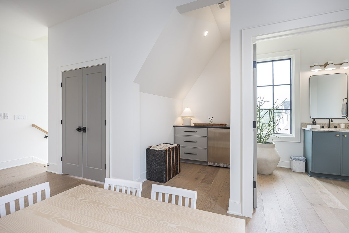 8126 Boiling Springs Place