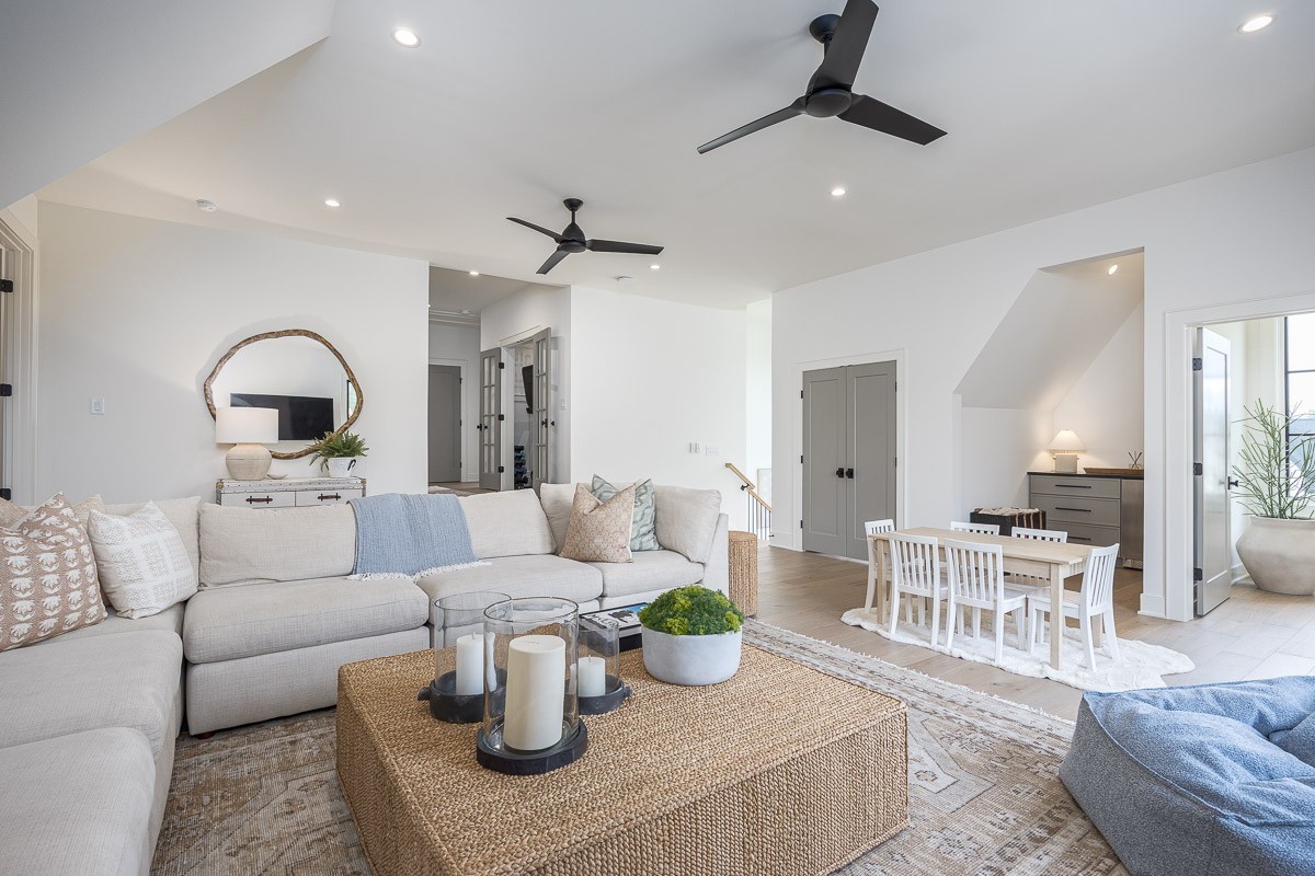 8126 Boiling Springs Place