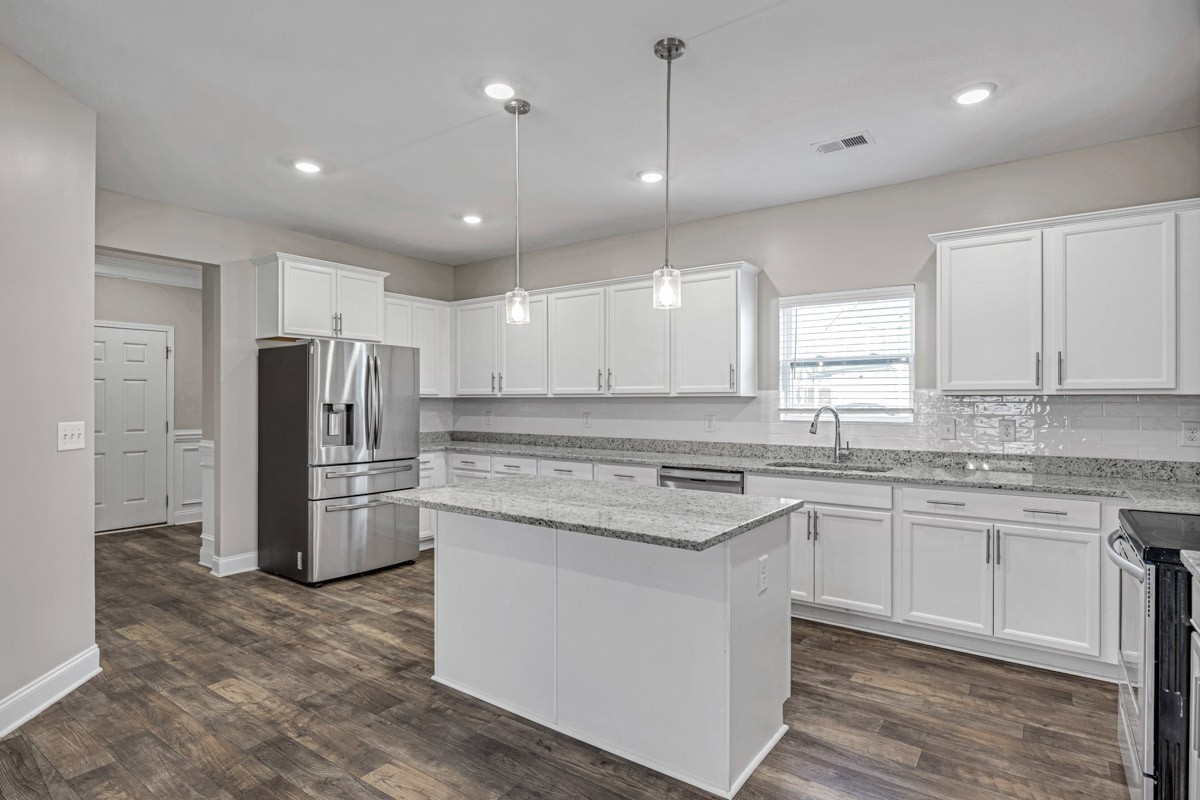 2252 Viking Ct
